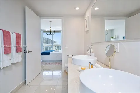 485 Brickell Avenue Miami FL 33131