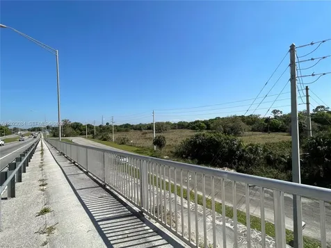 2358 E Sr 70 Okeechobee FL 34972