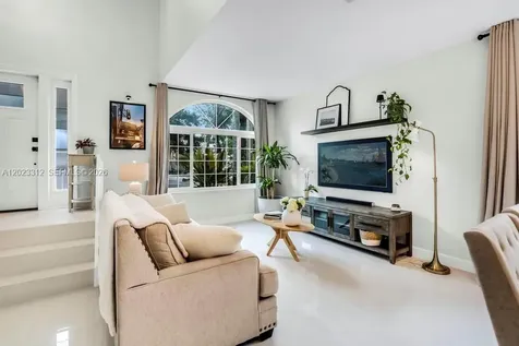 690 NW 159th Lane Pembroke Pines FL 33028