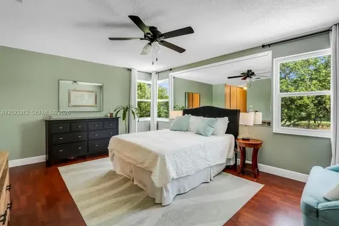 690 NW 159th Lane Pembroke Pines FL 33028