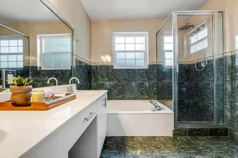 690 NW 159th Lane Pembroke Pines FL 33028