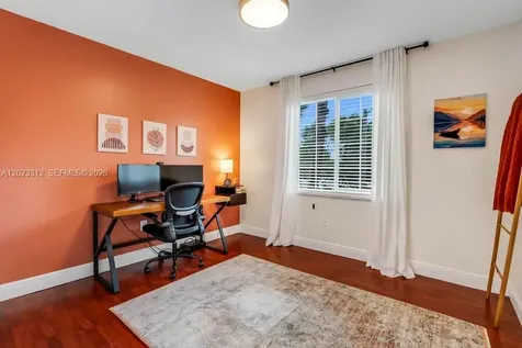 690 NW 159th Lane Pembroke Pines FL 33028