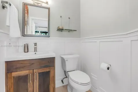 690 NW 159th Lane Pembroke Pines FL 33028