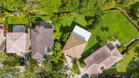 690 NW 159th Lane Pembroke Pines FL 33028