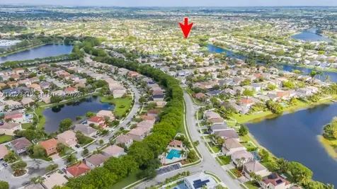 690 NW 159th Lane Pembroke Pines FL 33028