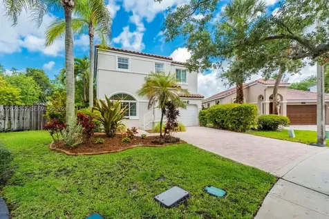 690 NW 159th Lane Pembroke Pines FL 33028