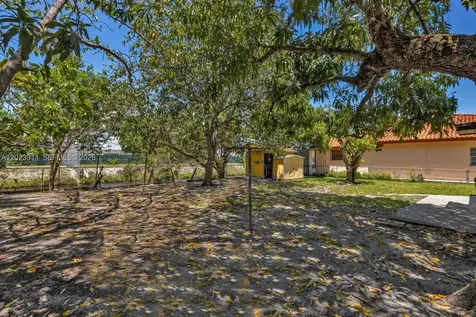 2851 NW 106th Street Miami FL 33147