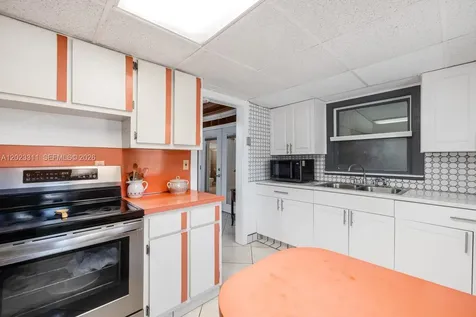 2851 NW 106th Street Miami FL 33147