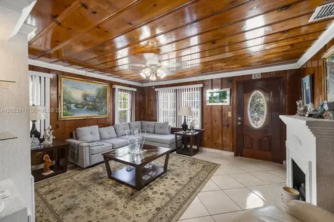 2851 NW 106th Street Miami FL 33147