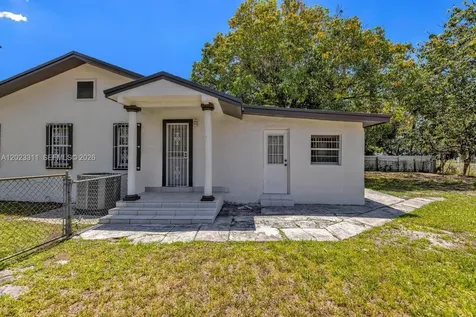 2851 NW 106th Street Miami FL 33147