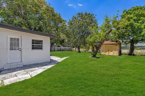 2851 NW 106th Street Miami FL 33147