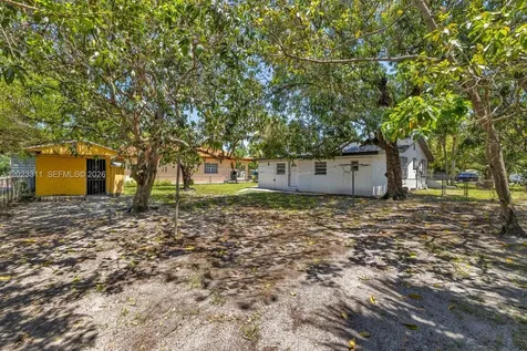 2851 NW 106th Street Miami FL 33147