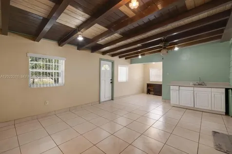 2851 NW 106th Street Miami FL 33147