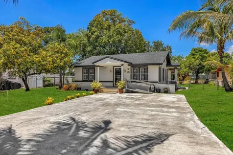 2851 NW 106th Street Miami FL 33147
