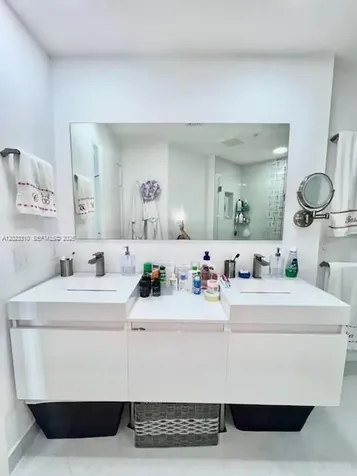79 SW 12th Street Miami FL 33130