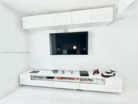79 SW 12th Street Miami FL 33130