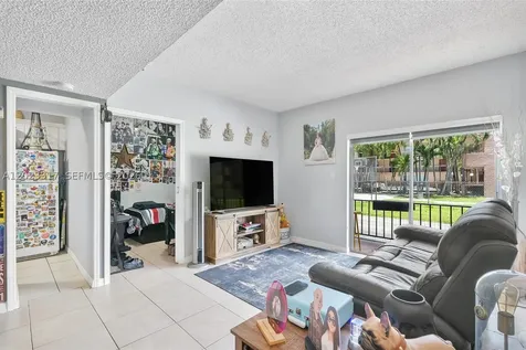 399 NW 72nd Avenue Miami FL 33126