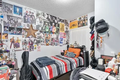 399 NW 72nd Avenue Miami FL 33126