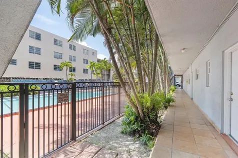 399 NW 72nd Avenue Miami FL 33126