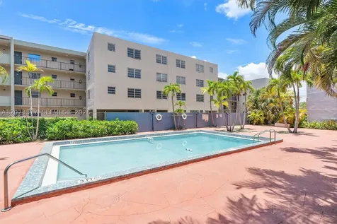 399 NW 72nd Avenue Miami FL 33126