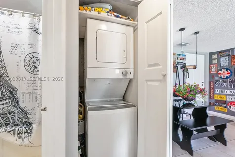 399 NW 72nd Avenue Miami FL 33126