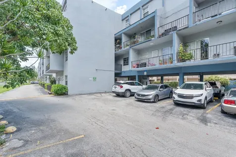 399 NW 72nd Avenue Miami FL 33126