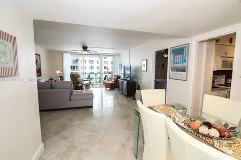 5151 Collins Avenue Miami Beach FL 33140