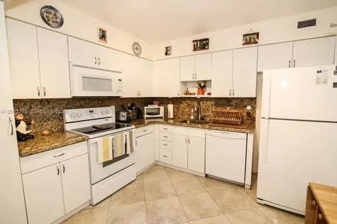 5151 Collins Avenue Miami Beach FL 33140