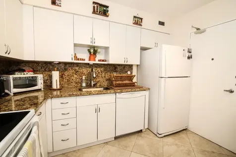 5151 Collins Avenue Miami Beach FL 33140