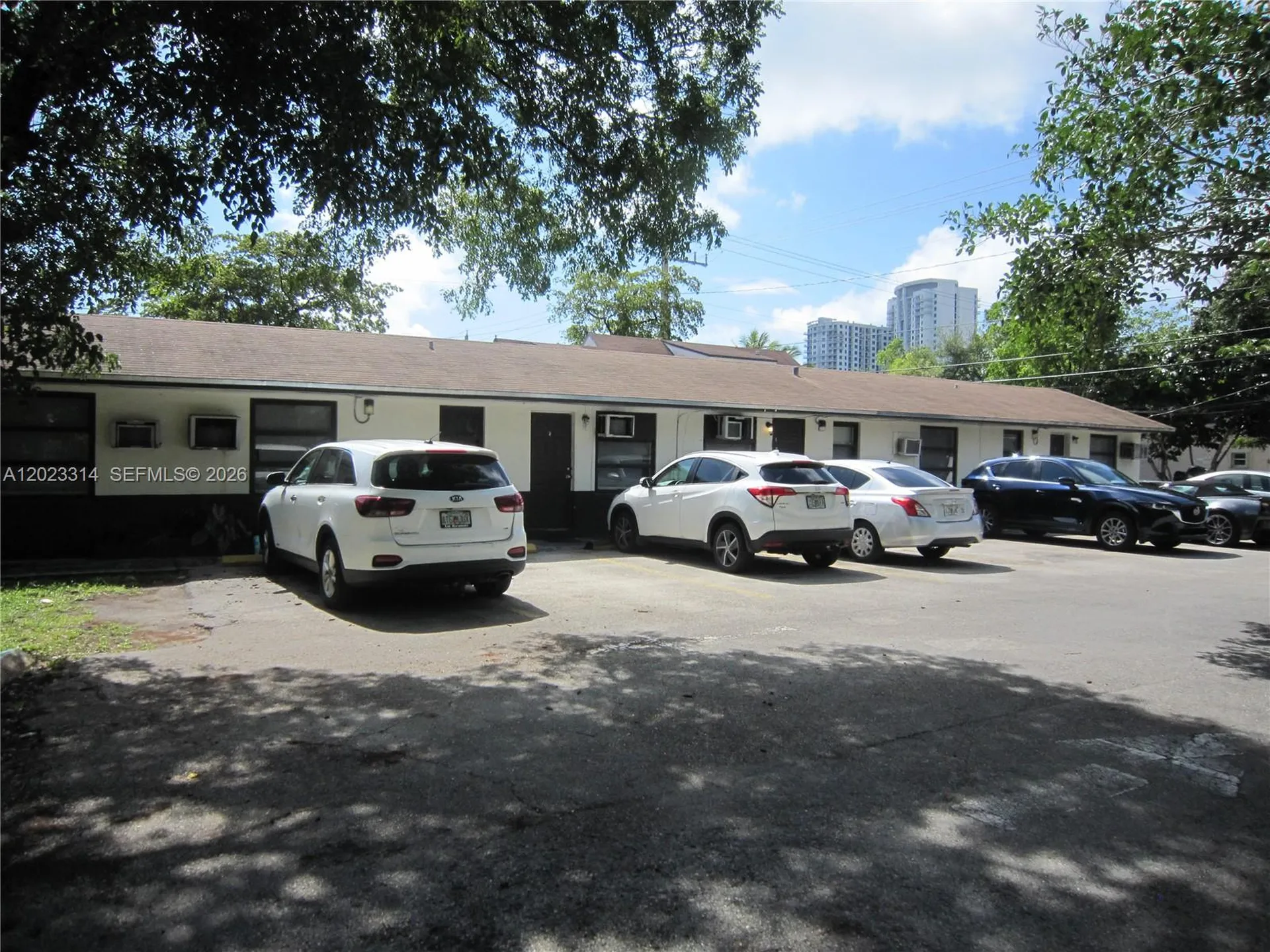 522 N 19th Avenue Hollywood FL 33020