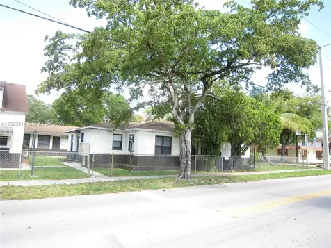 522 N 19th Avenue Hollywood FL 33020