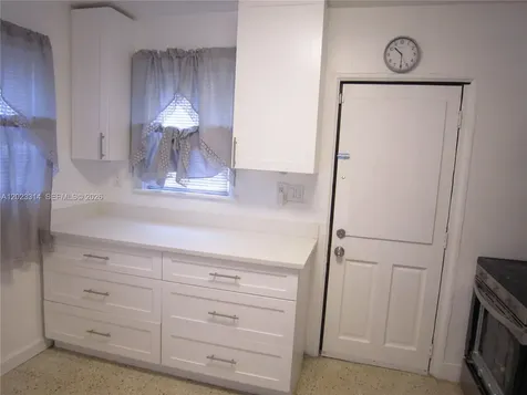 522 N 19th Avenue Hollywood FL 33020