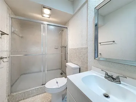 1000 NE 14th Avenue Hallandale Beach FL 33009