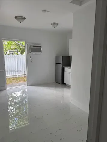 4871 W Flagler Street Miami FL 33134