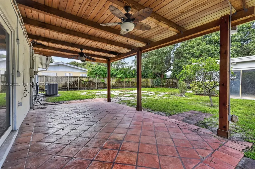 2030 N 57th Terrace Hollywood FL 33021