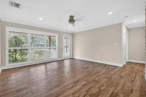 2030 N 57th Terrace Hollywood FL 33021