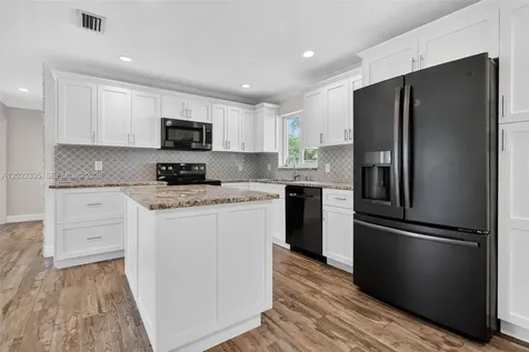 2030 N 57th Terrace Hollywood FL 33021