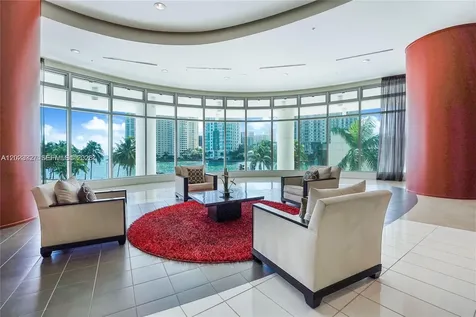 300 S Biscayne Boulevard Miami FL 33131