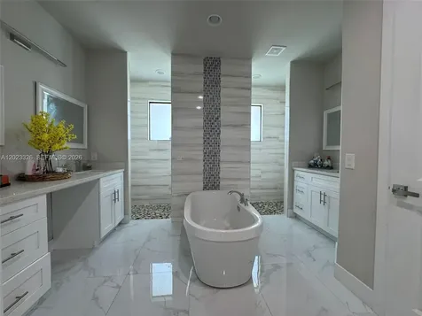 113 NW 38th Place Cape Coral FL 33993