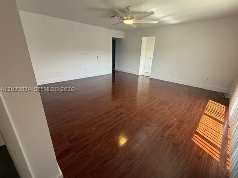 8304 Dundee Terrace Miami Lakes FL 33016