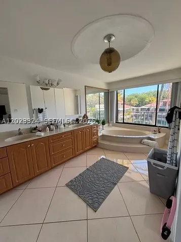 8304 Dundee Terrace Miami Lakes FL 33016