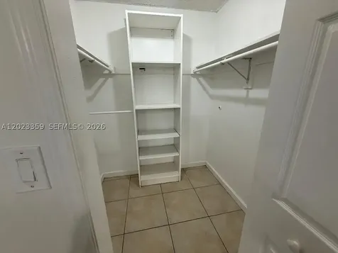 16909 N Bay Road Sunny Isles Beach FL 33160