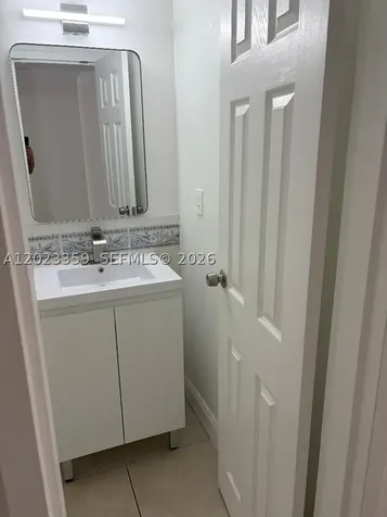 16909 N Bay Road Sunny Isles Beach FL 33160