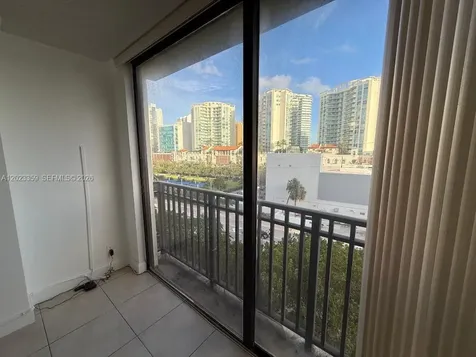 16909 N Bay Road Sunny Isles Beach FL 33160