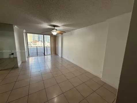 16909 N Bay Road Sunny Isles Beach FL 33160
