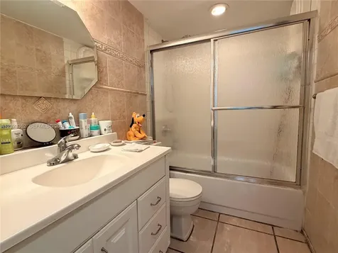 899 West Avenue Miami Beach FL 33139