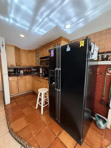899 West Avenue Miami Beach FL 33139