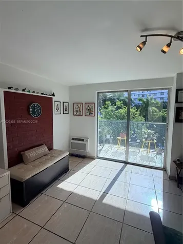 899 West Avenue Miami Beach FL 33139