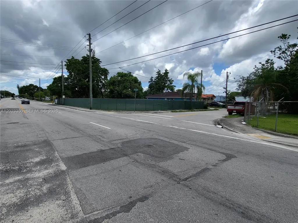 184 St SW 102 Place Miami FL 33157