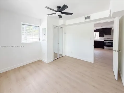 313 SW 1st Street Hallandale Beach FL 33009